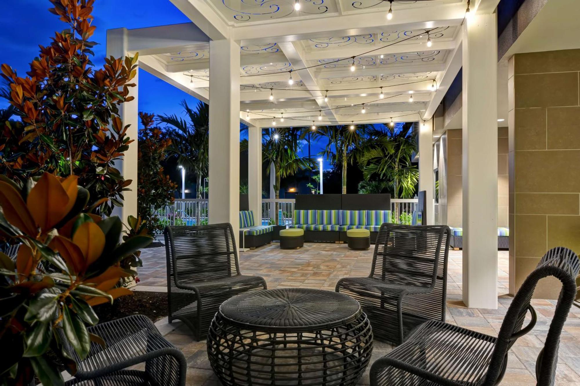 Home2 Suites By Hilton Naples I-75 Pine Ridge Road المظهر الخارجي الصورة